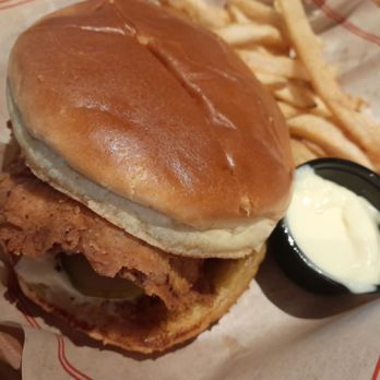 Chili's - My huge crispy chicken sandwich - Tex-Mex Near Me - Carson City, Nevada