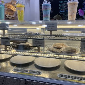 Scoops & Bites - Bakery items - Ice Cream & Frozen Yogurt Near Me - Bremerton, Washington