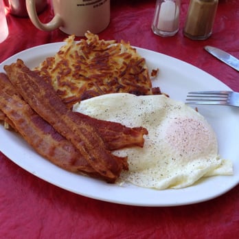 The Huddle - Eggs, bacon and hash browns - American Near Me - San Diego, California The Huddle - Eggs, bacon and hash browns - American Near Me - San Diego, California