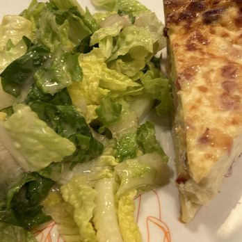 Café Campana - Quiche Loraine and salad - Cafes Near Me - Paris, 75