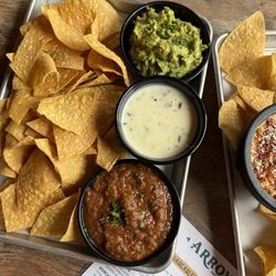 Arroyo Tacos & Tequila - Dip, Trio