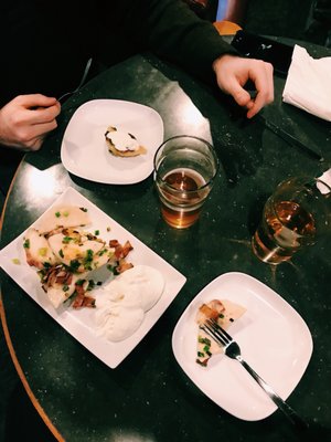 Whistle Stop Pub by null