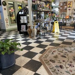 Ye Olde Yardley Florist - Interior view