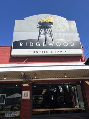 RidgeWood Bottle & Tap by null