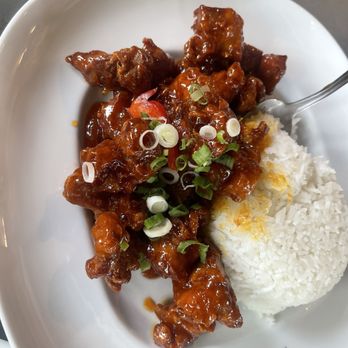 Thai House - Orange chicken lunch special - Thai Near Me - Monterey Park, California Thai House - Orange chicken lunch special - Thai Near Me - Monterey Park, California