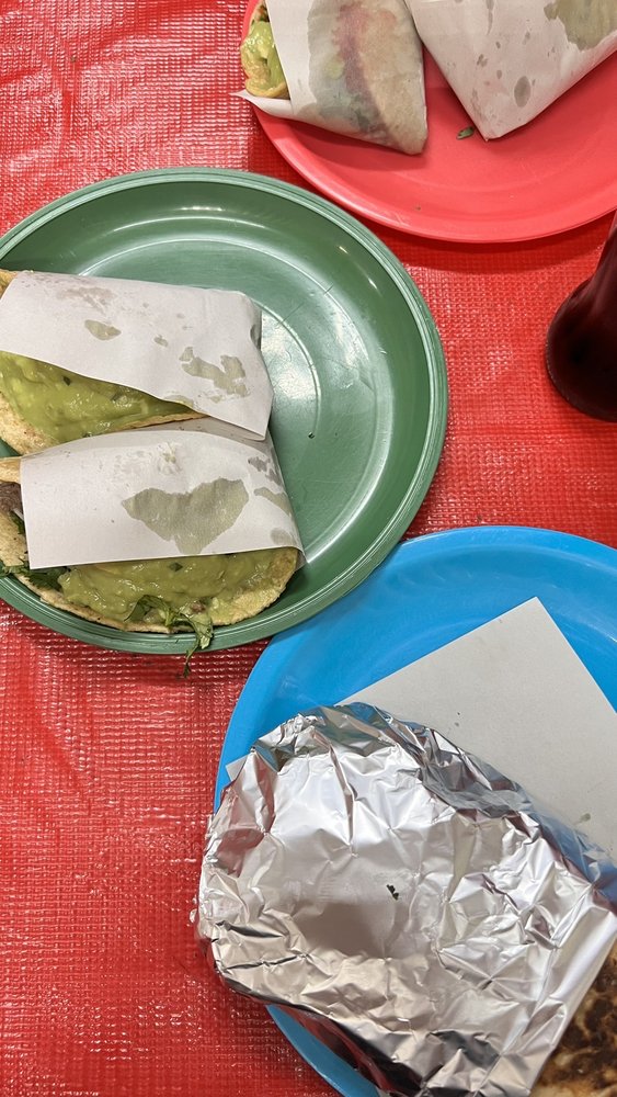 Tacos El Poblano Logo