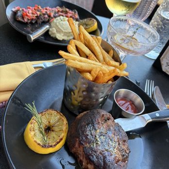 Freddy’s Chophouse - 12 oz sirloin and skirt steak - American Near Me - San Diego, California