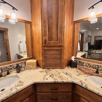 The Mess Reset - Clean master bathroom - Home Organization Near Me The Mess Reset - Clean master bathroom - Home Organization Near Me
