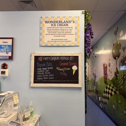 Wonderland Cookie Dough & Ice Cream