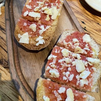 Cafe Ba-Ba-Reeba! - Catalan-Style "Crystal Bread" - Spanish Near Me - Chicago, Illinois