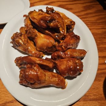 Glory Days Grill - Smoked Wings - American Near Me - Winchester, Virginia