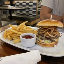 Oak & Stone - GRIDDLE BURGER