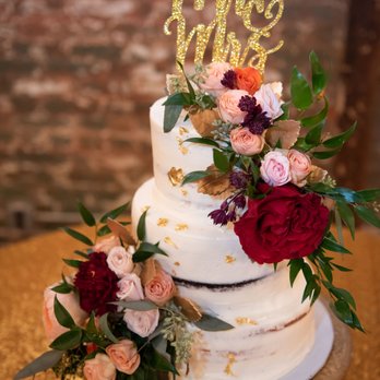 Cake Cuties Bakery - 3-tiered, gold flake, amazingly delicious wedding cake by Cake Cuties. - Bakeries Near Me - Tampa, Florida
