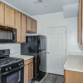 Barrington Park Apartments - Apartments Near Me - Manassas, Virginia Barrington Park Apartments - Apartments Near Me - Manassas, Virginia