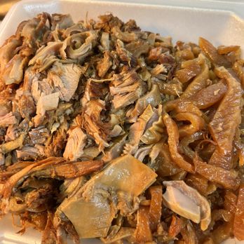 Carnitas Los Raules - a container of carnitases - Mexican Near Me - Aurora, Illinois Carnitas Los Raules - a container of carnitases - Mexican Near Me - Aurora, Illinois