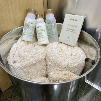 Hart's Camp - Toiletries - Vacation Rentals Near Me - Pacific City, Oregon Hart's Camp - Toiletries - Vacation Rentals Near Me - Pacific City, Oregon