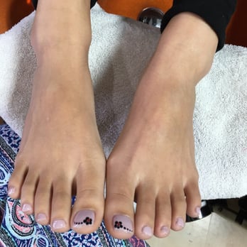Mai's Beautiful Skin - Nail Salons Near Me - San Leandro, California