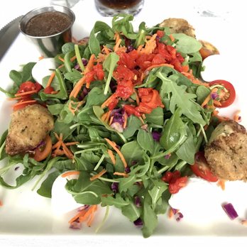 Farm Country Kitchen - The Sophia Salad - American Near Me - Riverhead, New York Farm Country Kitchen - The Sophia Salad - American Near Me - Riverhead, New York