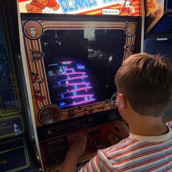Stingrays Bar Grill and Arcade - Sports Bars Near Me - Valrico, Florida Stingrays Bar Grill and Arcade - Sports Bars Near Me - Valrico, Florida