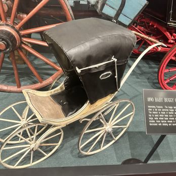 Car and Carriage Caravan Museum - Baby Carriage - Museums Near Me - Luray, Virginia