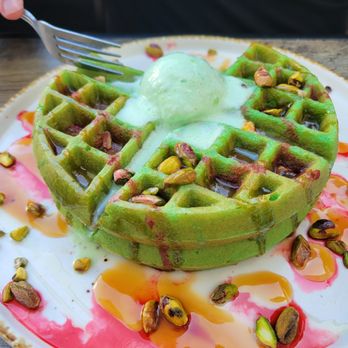 Madres Brunch - Halloween season: Yummy pistachio waffles! - Breakfast & Brunch Near Me - Long Beach, California Madres Brunch - Halloween season: Yummy pistachio waffles! - Breakfast & Brunch Near Me - Long Beach, California