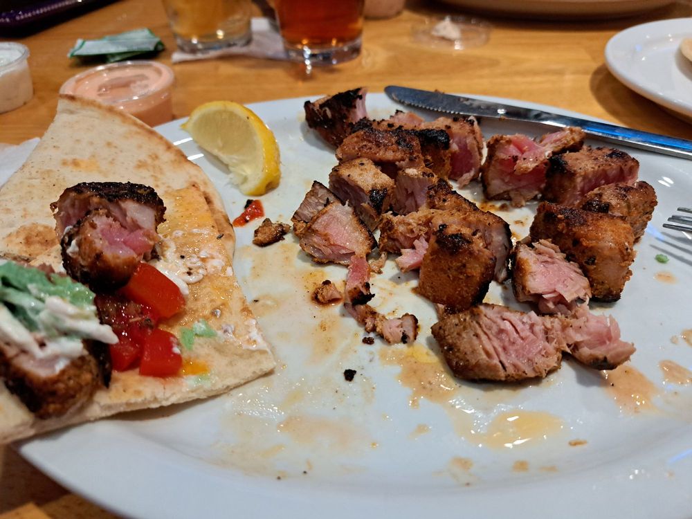 Food from Schooners Grill