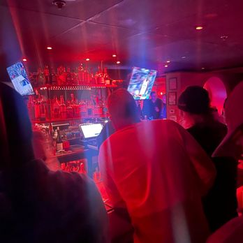 The Well - Fun night! - Lounges Near Me - Los Angeles, California