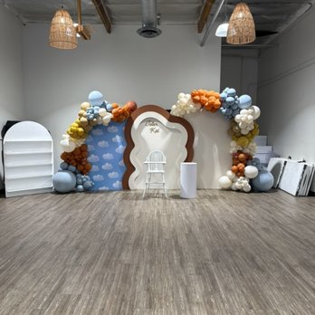 Bounce House City - Backdrop and balloon design - Party & Event Planning Near Me Bounce House City - Backdrop and balloon design - Party & Event Planning Near Me