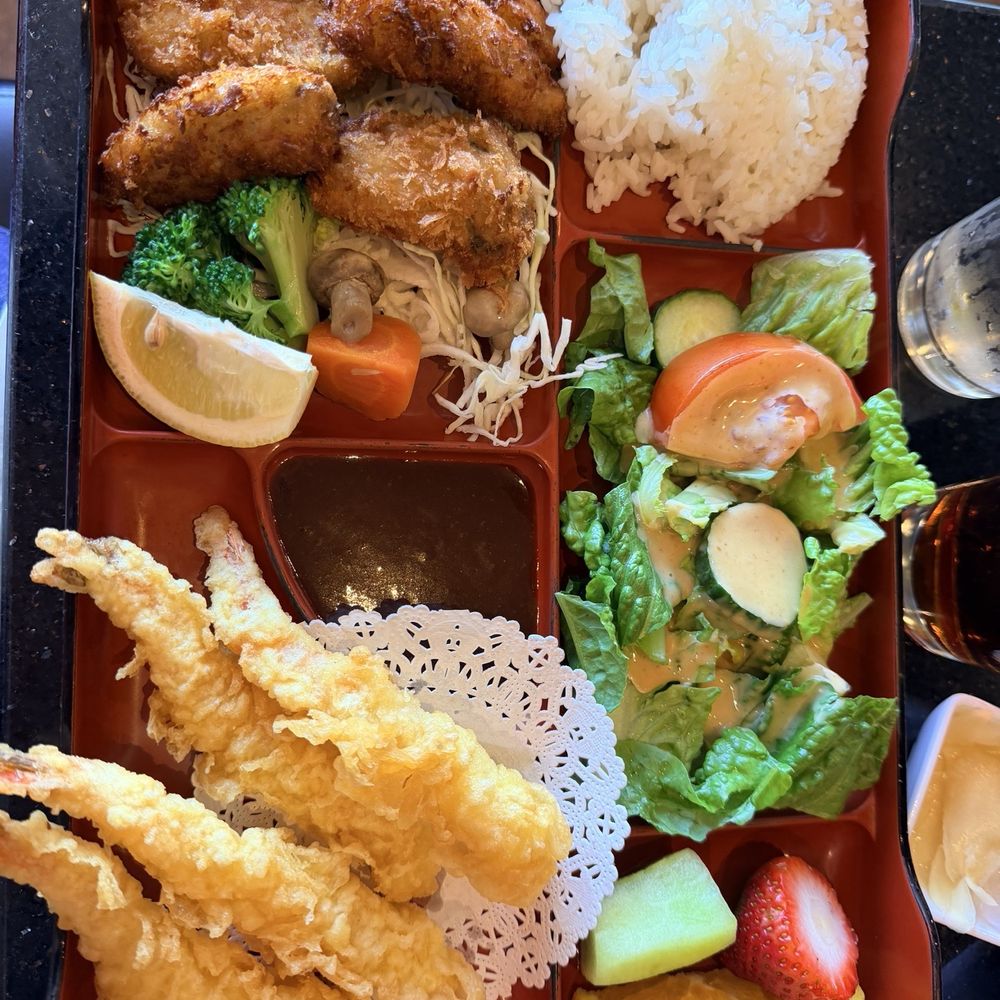 Otoro Sushi - Bento Dinner with Fried Oysters & Tempura Shrimps - Japanese Near Me - Scotts Valley, California