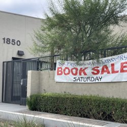LA County Library - Rowland Heights Library