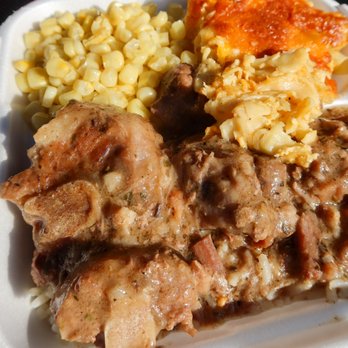 Granny's Kitchen Southern Style Soul Food - Oxtail platter - Soul Food Near Me - Los Angeles, California