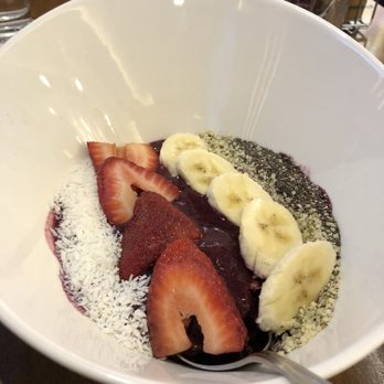 Belgian Beer Cafe - Berry & chia smoothie bowl - Beer Bar Near Me - Calgary, Alberta Belgian Beer Cafe - Berry & chia smoothie bowl - Beer Bar Near Me - Calgary, Alberta