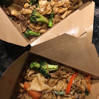 Ti22 Thai Cookery & Bar - Pad see ewe and pad kee mao (to-go) - Thai Near Me - Seattle, Washington Ti22 Thai Cookery & Bar - Pad see ewe and pad kee mao (to-go) - Thai Near Me - Seattle, Washington