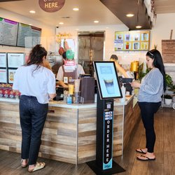 Taty's Specialty Coffee & Tea - Interior