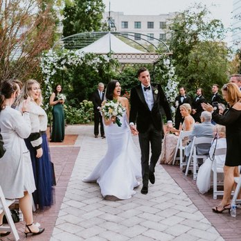 Sweetchic Events - Galleria Marchetti wedding ceremony - Wedding Planning Near Me - Chicago, Illinois