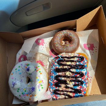 Urban Dripp - Big Poppa Tart- Blueberry, Birthday Cake, Chocolate Dipped - Donuts Near Me - Riverside, California Urban Dripp - Big Poppa Tart- Blueberry, Birthday Cake, Chocolate Dipped - Donuts Near Me - Riverside, California