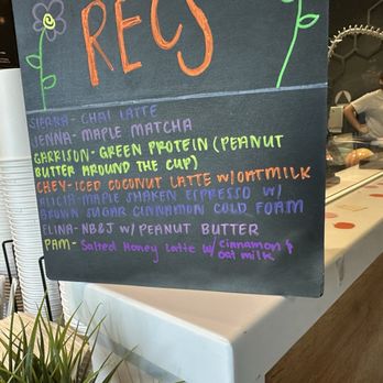Virtue Juice + Coffee - Interior - Juice Bars & Smoothies Near Me - Vacaville, California