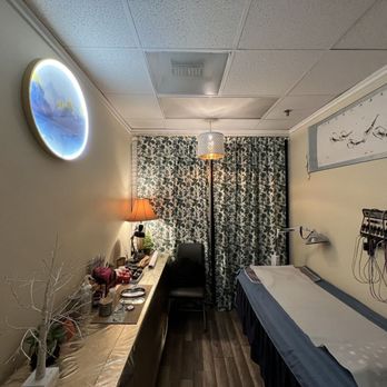 Natural Acupuncture & Cupping Center - Treatment room - Traditional Chinese Medicine Near Me - Arcadia, California Natural Acupuncture & Cupping Center - Treatment room - Traditional Chinese Medicine Near Me - Arcadia, California