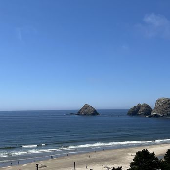Current Cafe & Lounge - View - Cafes Near Me - Tillamook, Oregon Current Cafe & Lounge - View - Cafes Near Me - Tillamook, Oregon