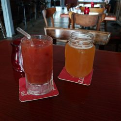 Laura Lee's Cafe & Pub