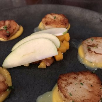 Gordon Ramsay Hell's Kitchen - Get the scallops over the risotto - Steakhouses Near Me - Stateline, Nevada