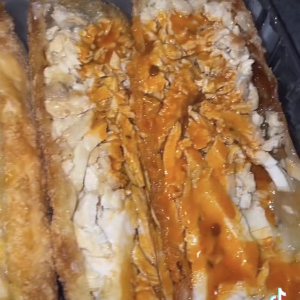 World Famous - Buffalo Chicken Eggroll - Food Trucks Near Me - Lauderdale Lakes, Florida
