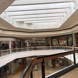 Fox Valley Mall - Inside