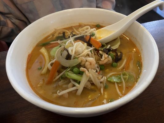 Hanazono Asian Noodle by null