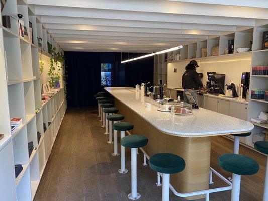 Café Éclair by null