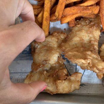 Pacific Catch - Fish Chips 3 pcs and fried potatoes - Seafood Near Me - San Francisco, California Pacific Catch - Fish Chips 3 pcs and fried potatoes - Seafood Near Me - San Francisco, California