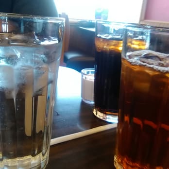 Bob Evans - They gave us a lot more drinks than we ordered - Breakfast & Brunch Near Me - Waverly, Ohio
