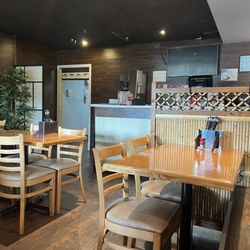 Tokyo Ramen - Interior