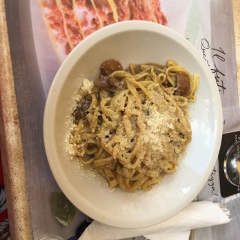 All Brothers - Pasta with mushrooms - Roman Near Me - Rome, RM All Brothers - Pasta with mushrooms - Roman Near Me - Rome, RM
