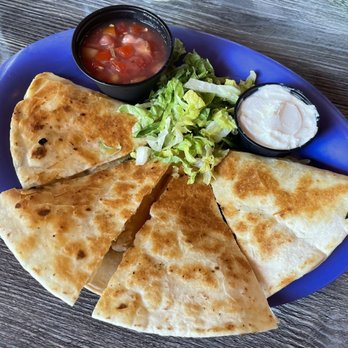 Tate Island Grill - Sandpearl Resort - Chicken Quesadillas, Tates Island Grill, SandPearl Beach Resort, Clearwater Beach - Seafood Near Me - Clearwater, Florida Tate Island Grill - Sandpearl Resort - Chicken Quesadillas, Tates Island Grill, SandPearl Beach Resort, Clearwater Beach - Seafood Near Me - Clearwater, Florida